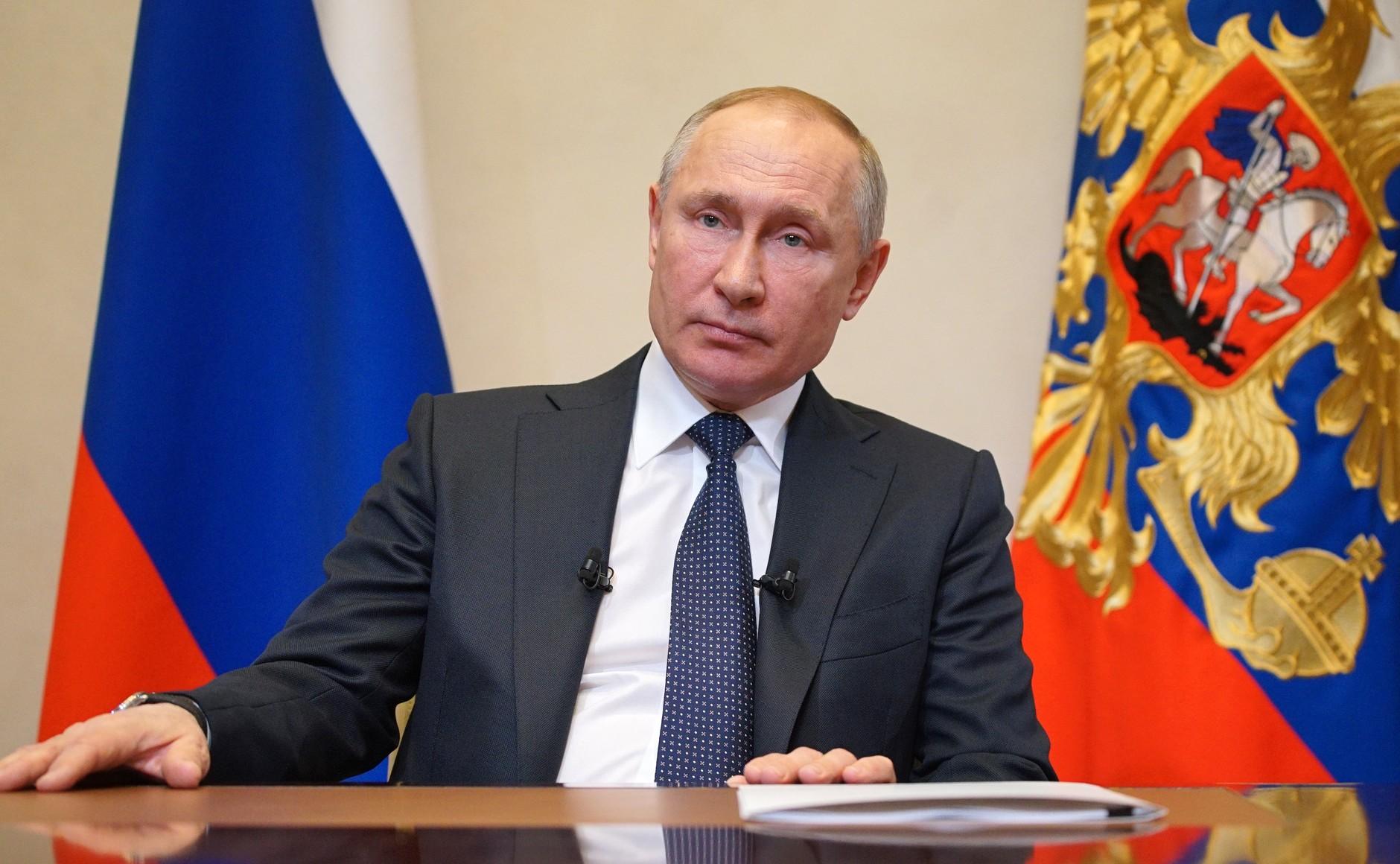 Забота, ответственность, солидарность. Политолог выделил три составляющие обращения Путина