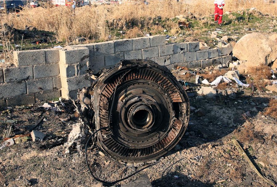 Фото © ТАСС / EPA / ABEDIN TAHERKENAREH