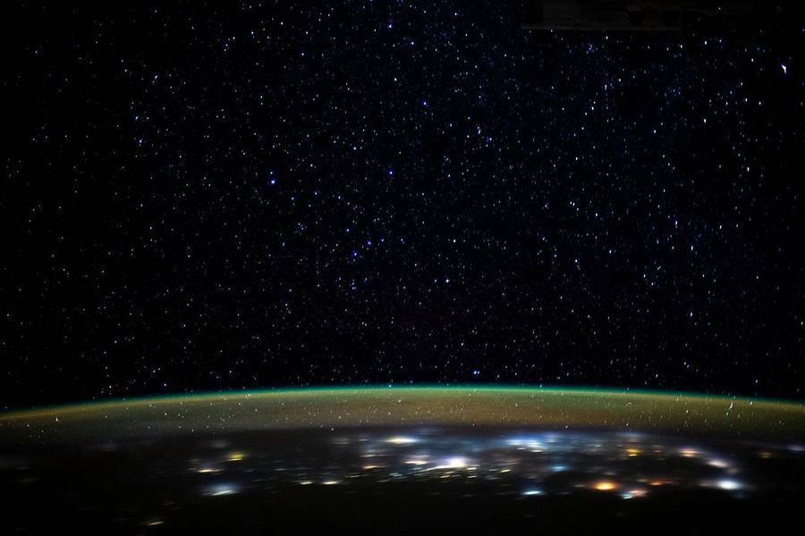 Свет Земли, видимый из космоса. Фото © NASA Images