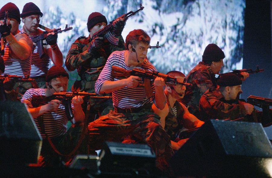 Премьера мюзикла "Воины духа" состоялась в "Олимпийском". Фото © ТАСС / Александр Куров