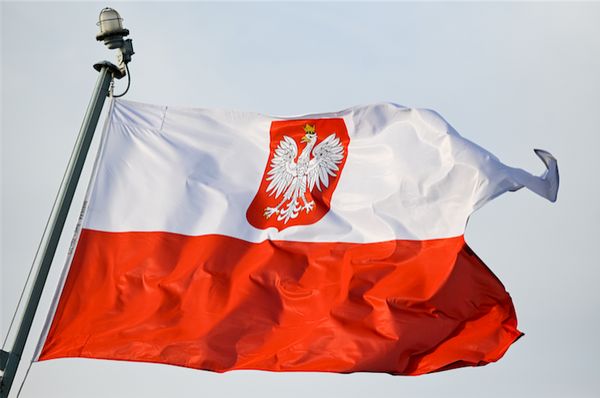 Хочет быть "вечной жертвой". Немецкий политолог объяснил, почему Польша стремится отомстить России