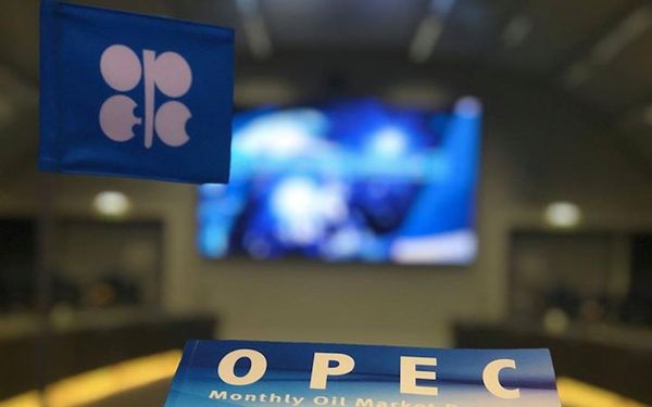 Члены ОПЕК договорились продлить сокращение добычи нефти ещё на месяц