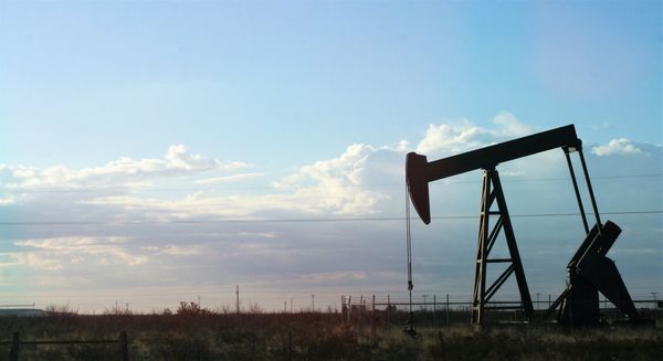 Нефть Brent потеряла за неделю 19% стоимости