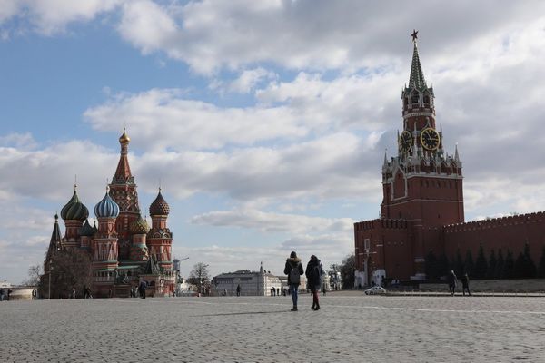 "Новая стадия". В Москве подтверждено более тысячи случаев заболевания коронавирусом 