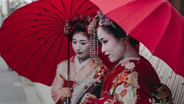 Гейши-мужчины и верность проституткам. Как была устроена сфера секса в Японии