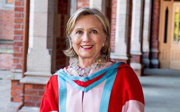 Хиллари Клинтон стала ректором университета