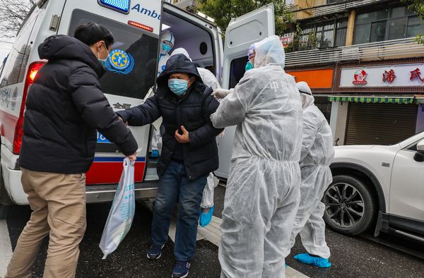 Число жертв "китайского" коронавируса-убийцы превысило сотню