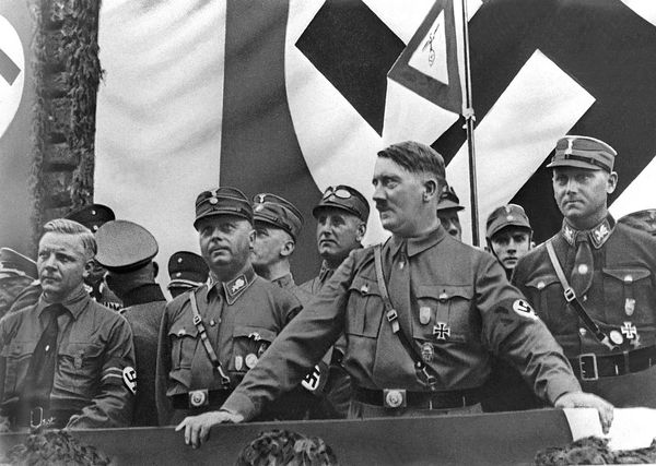 Историк рассказал, ради какой страны Гитлер мог пожертвовать Берлином