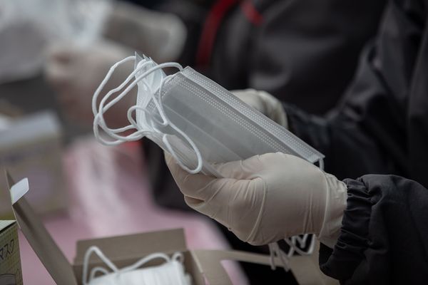 ВОЗ заявила о дефиците медицинских масок в мире на фоне вспышки коронавируса