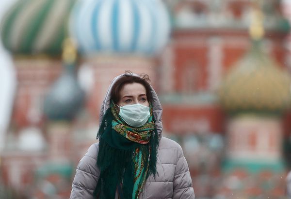 Опрос показал, что 9% россиян начали запасаться продуктами из-за коронавируса