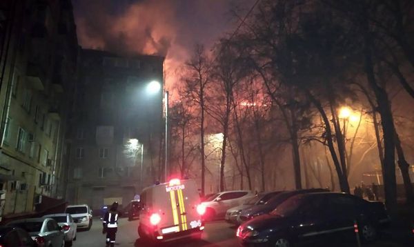 Пожар времён коронавируса в Москве. Как CoViD-19 влияет на борьбу с огнём и работу спасателей