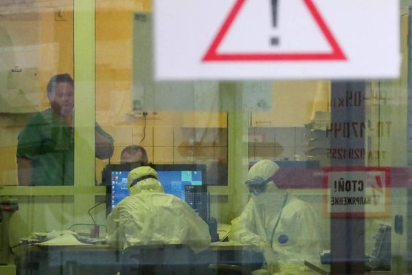 Инфекционист назвала главные причины роста заболеваемости коронавирусом в России