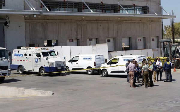 В аэропорту Чили совершено "ограбление века" — похищено 14 миллионов долларов