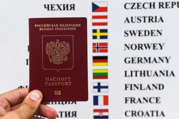 Посол ответил на слухи о повышении стоимости шенгена для россиян