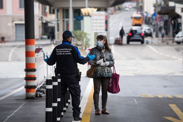 В Италии за сутки от коронавируса умерло почти 200 человек
