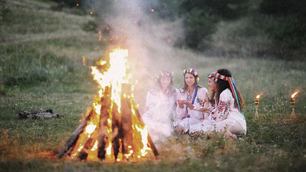 Невесту по кругу: Как обходились с женщинами древние славяне