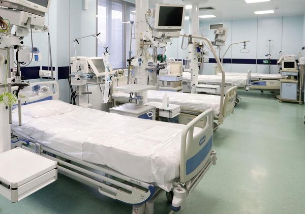 "При вдохе лёгкие хрустят". Переболевшая коронавирусом россиянка рассказала об ужасных симптомах