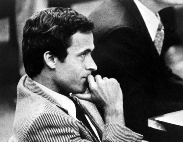 Тед Банди в суде, 1979 год. Фото © Wikipedia