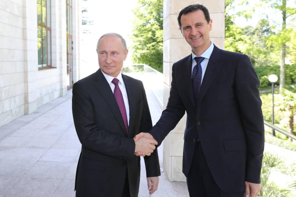 Путин обсудил с Асадом договорённости России с Турцией по Идлибу