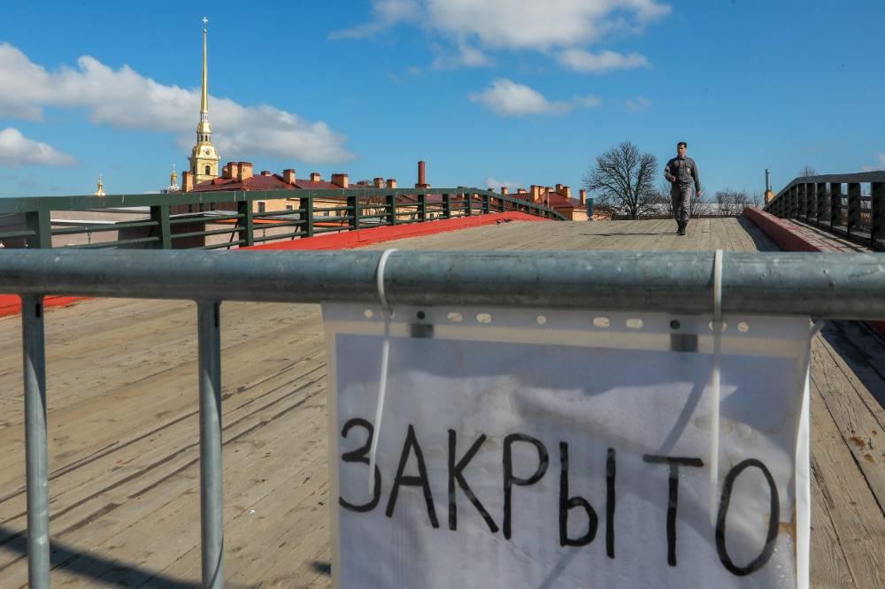 В Санкт-Петербурге продлили до 31 мая ограничительные меры из-за коронавируса