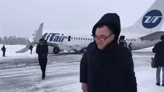 В Коми временно закрылся аэропорт после жёсткой посадки пассажирского лайнера UTair