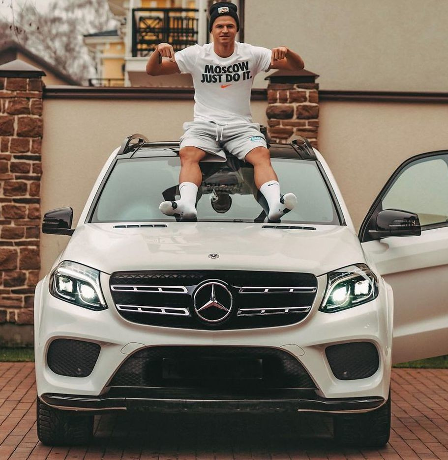 Фото © Instagram/tarasov23
