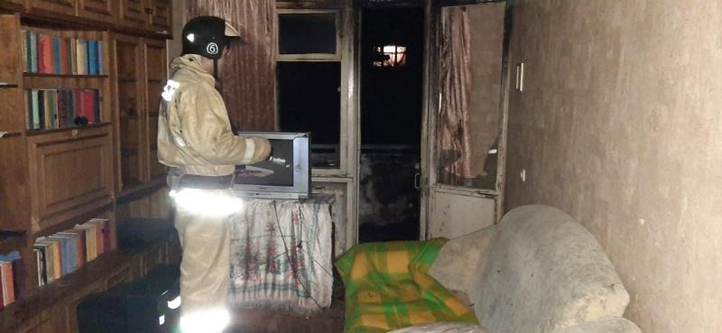 При пожаре в квартире в Серпухове погибло два человека