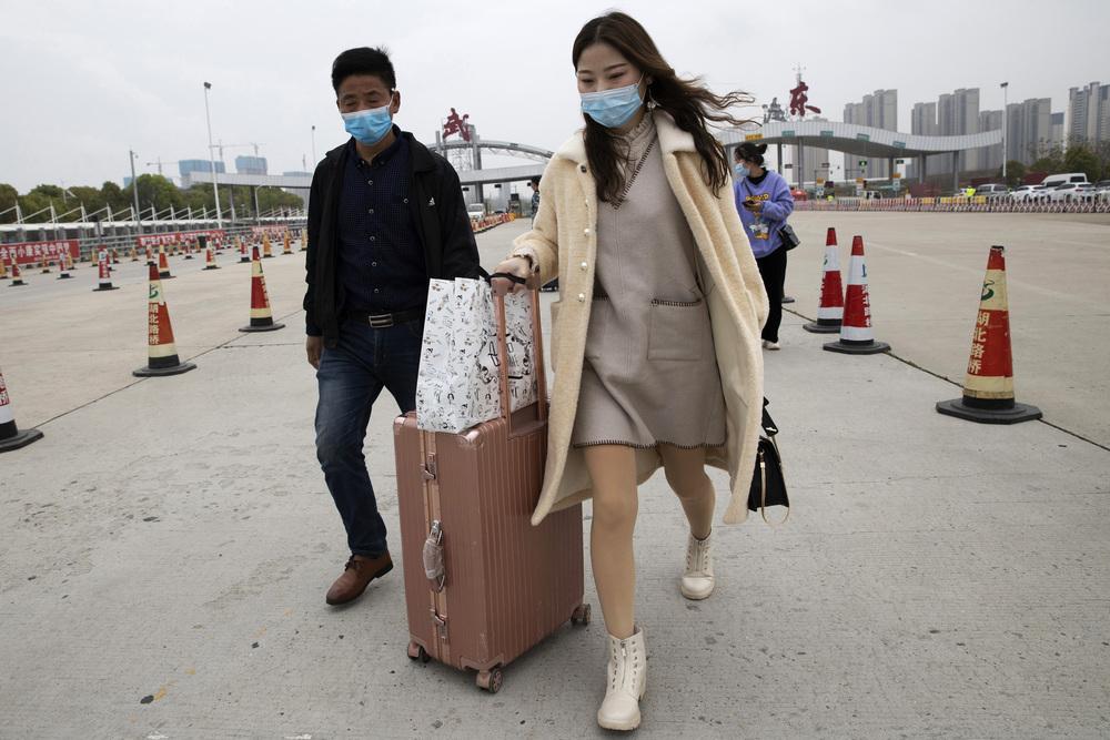 Власти Китая разблокировали выезд из Ухани впервые с начала эпидемии